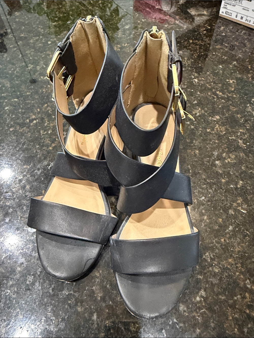 Women’s sandals 2” heel